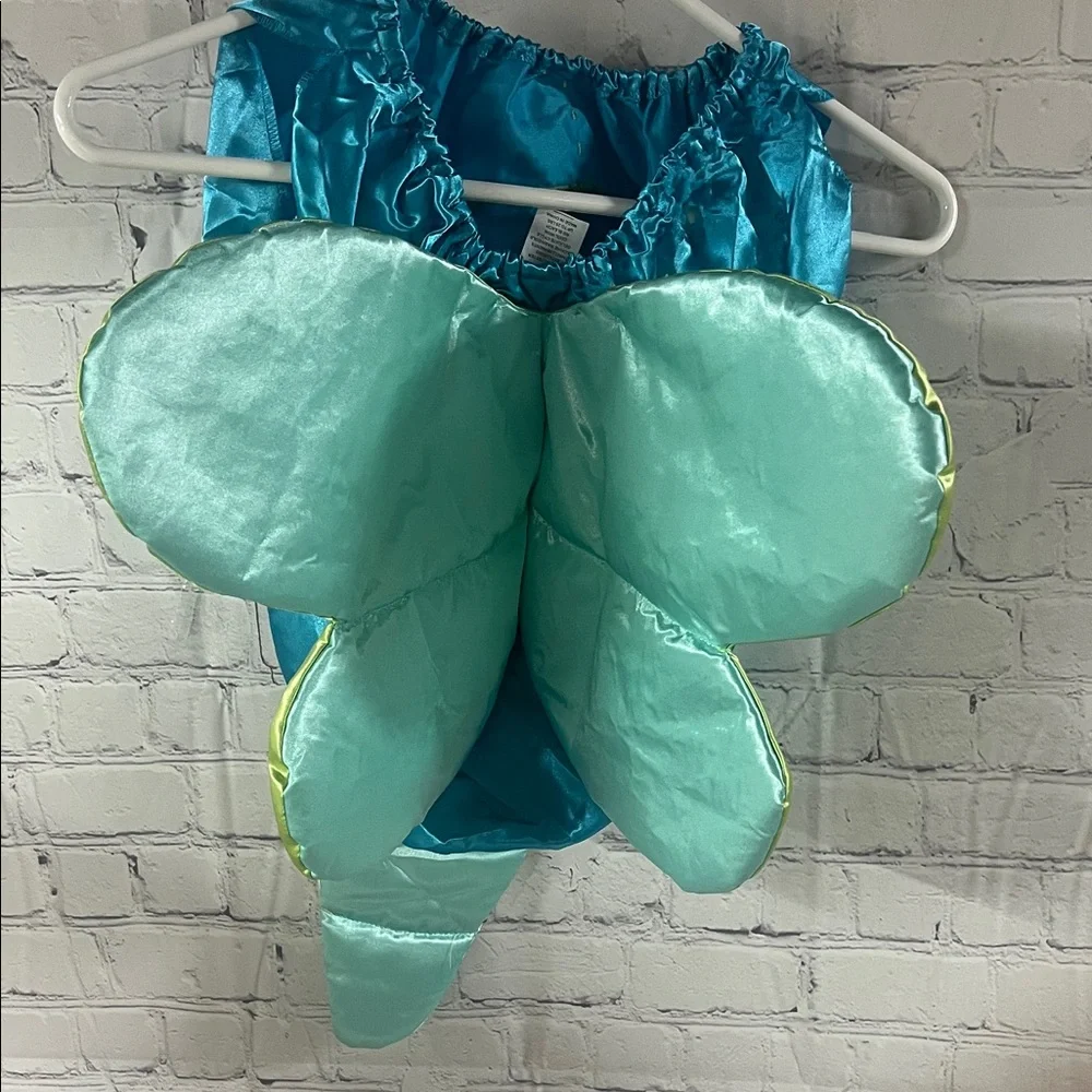 Child’s Butterfly costume. Hat with antennas. Booties too. Up to 25 lbs Toddler
